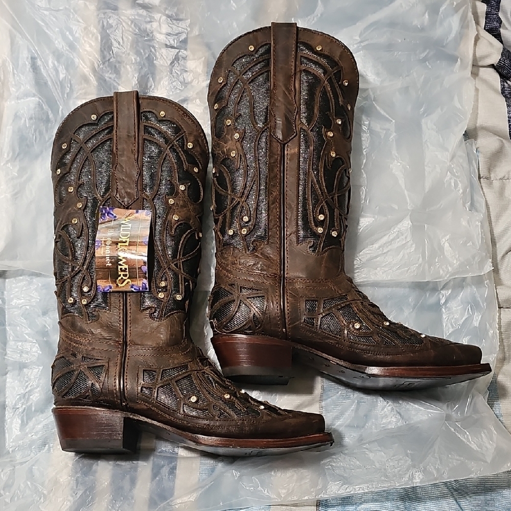 Wildflowers Women's Dark Brown Inlay Rhinestone Cowboy Boots - Picture 3 of 9